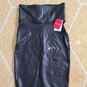 Spanx faux leather pencil skirt